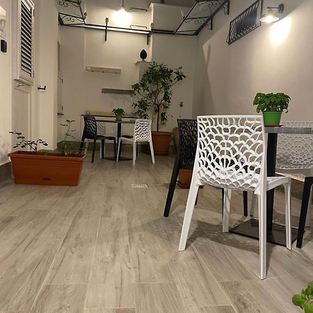 Casa Vacanze Donna Mariacarme' Palermo Ngoại thất bức ảnh