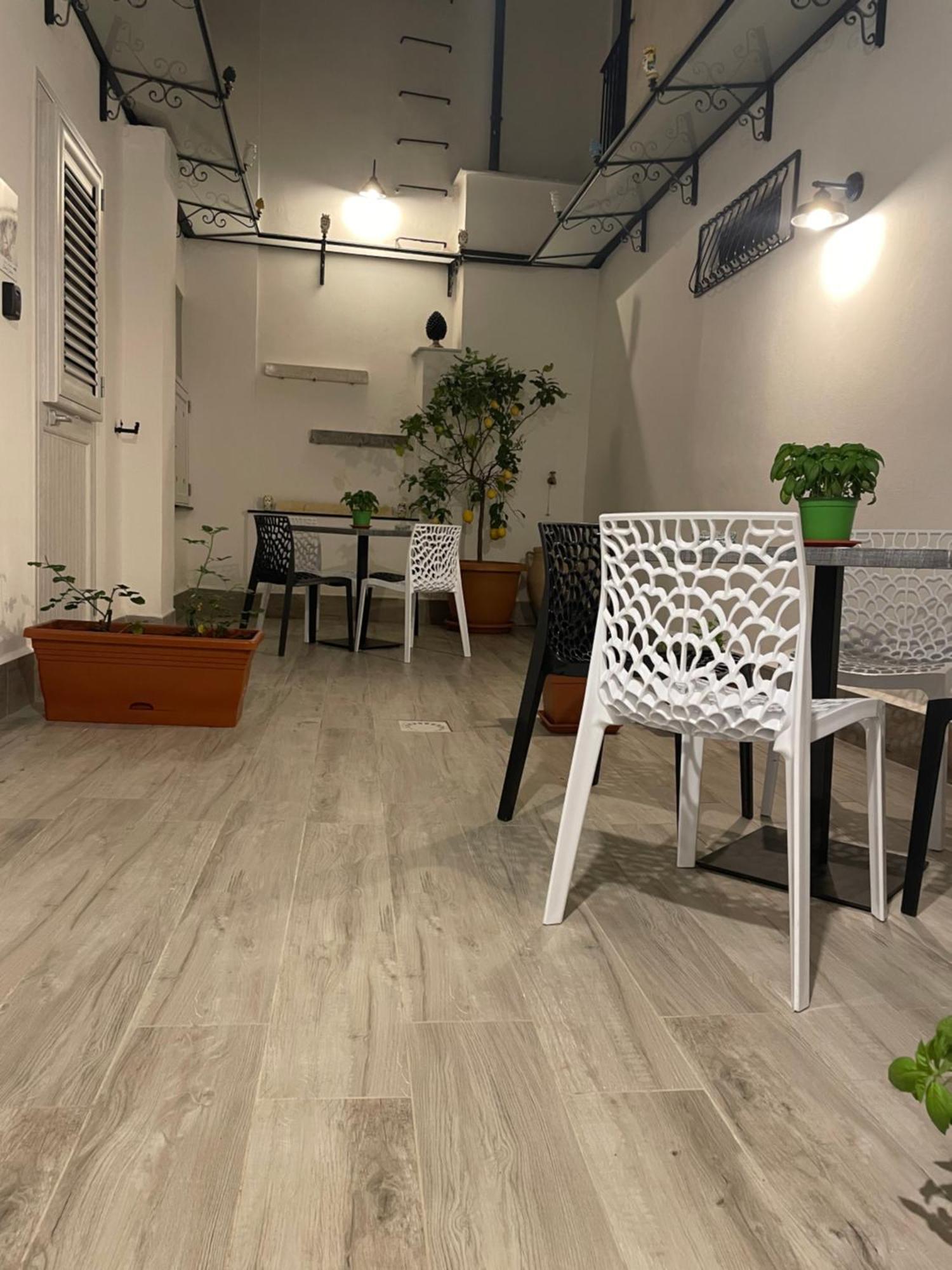 Casa Vacanze Donna Mariacarme' Palermo Ngoại thất bức ảnh
