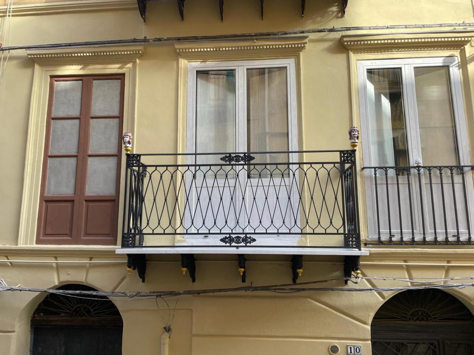 Casa Vacanze Donna Mariacarme' Palermo Ngoại thất bức ảnh